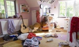 常言道:兔子不吃窝边草!可我想:窝边有草何必满山跑 我想有个窝